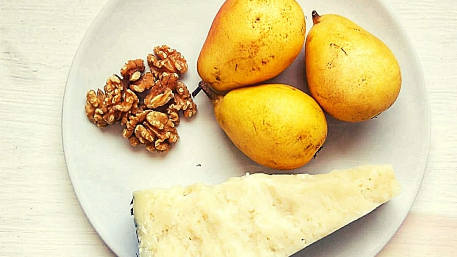 formaggio con le pere - pears and cheeses