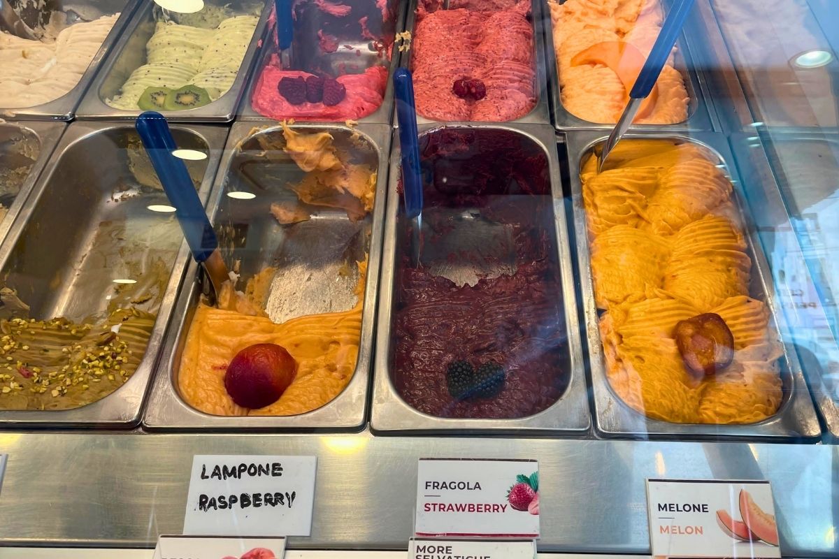 Gelato-estate-gourmetaly-food-tour-roma-6