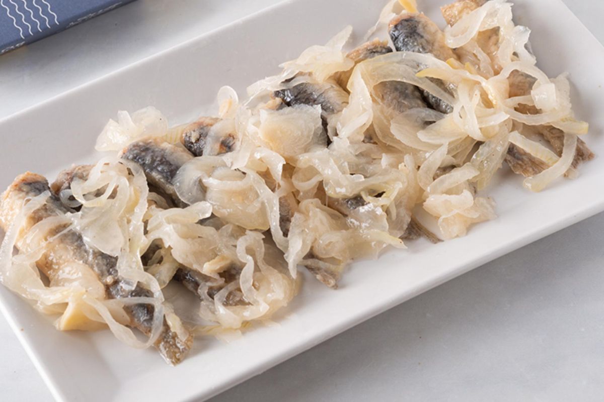 sarde in saor - venice bezos recipe courtesy of cortilia - gourmetaly food tours