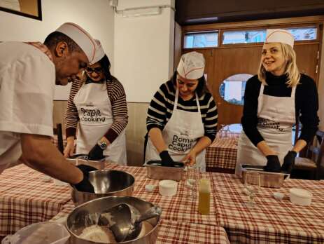 Authentic Roman Pizza Class in Trastevere