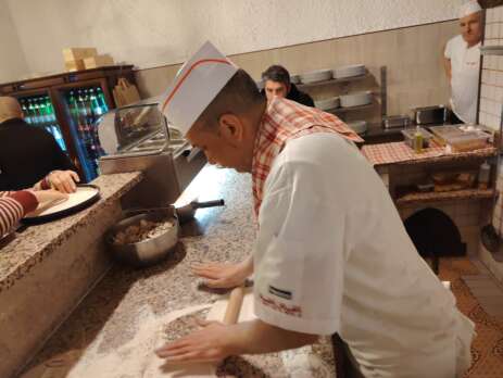 Authentic Roman Pizza Class in Trastevere