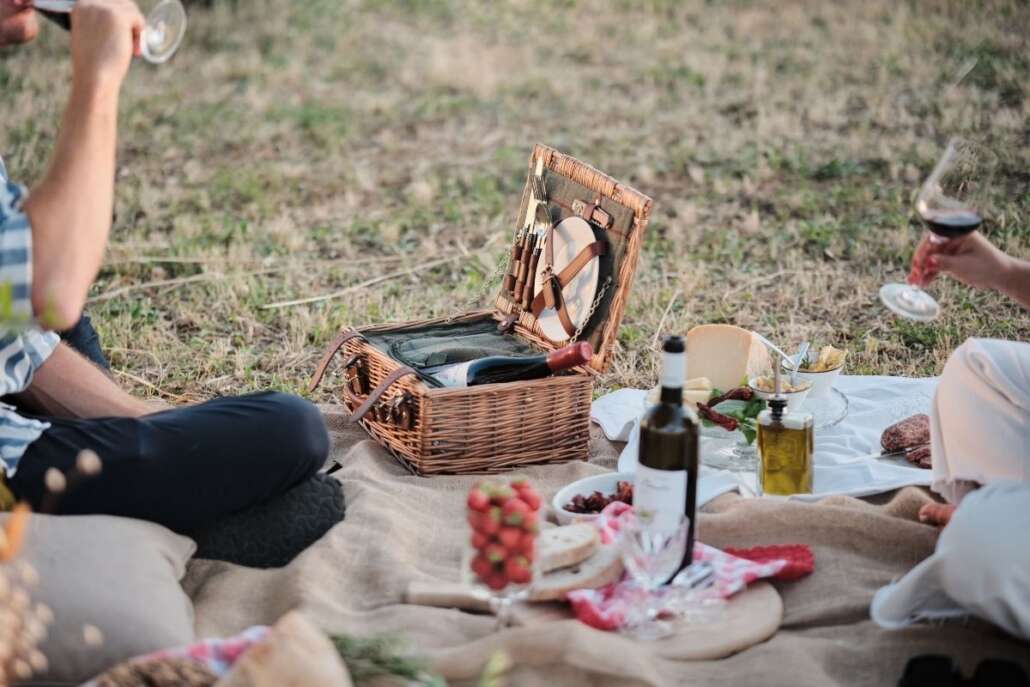 pasqua in italia tradizioni - easter in italy traditions gourmetaly food tours rome picnic